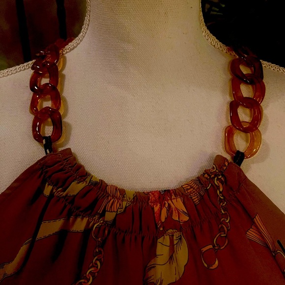 7th Avenue New York and Co. ladies top chain link around collar. Medium. - Picture 7 of 10